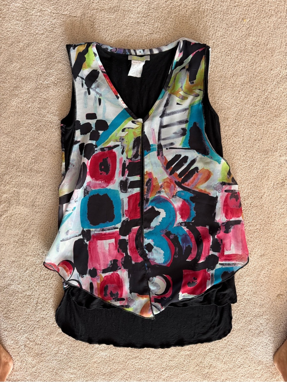 Dolcezza Abstract Print Sleeveless V-Neck Tank Top - Multicolor